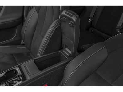 2020 Volvo XC40 R-Design