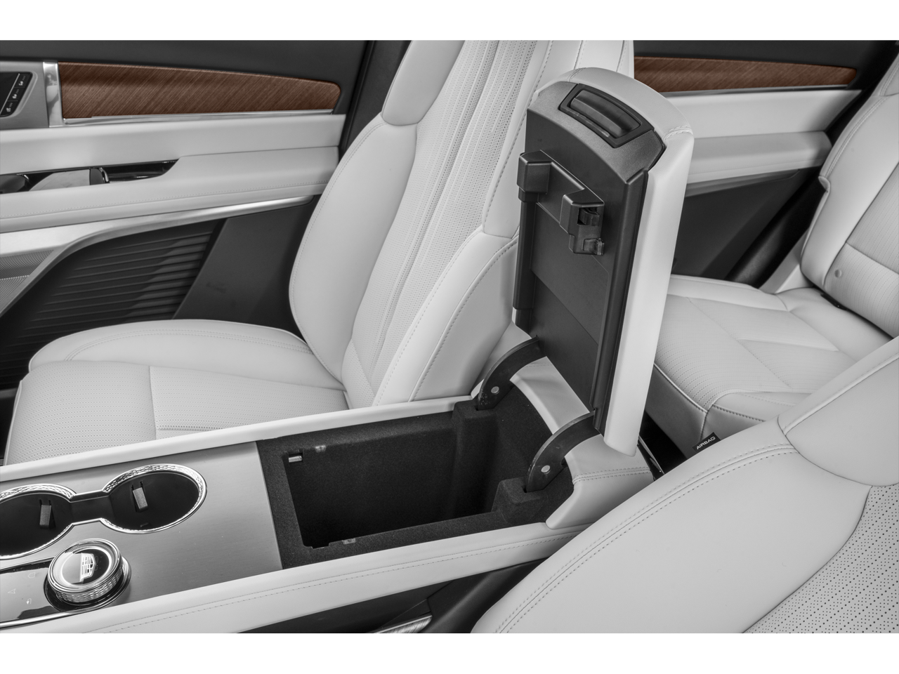 2026 Cadillac VISTIQ Sport - Photo 37