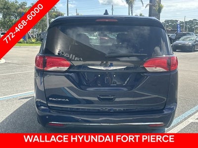 2020 Chrysler Pacifica Touring