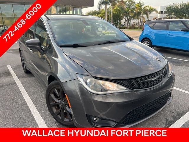 2018 Chrysler Pacifica Touring Plus