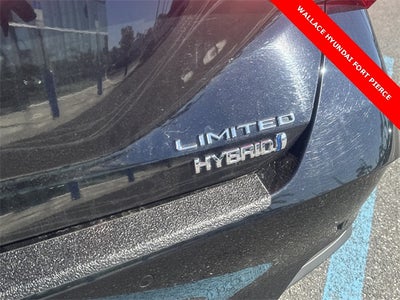 2022 Toyota Avalon Hybrid Limited