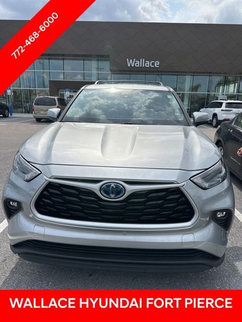 2022 Toyota Highlander Hybrid LE