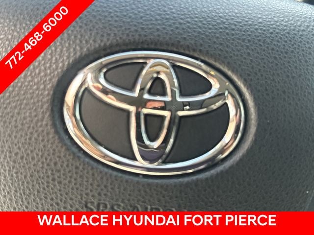 2022 Toyota Highlander Hybrid LE