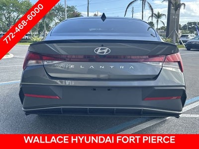2025 Hyundai Elantra SEL Sport