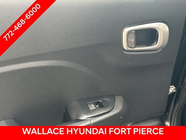 2022 Hyundai Venue SE