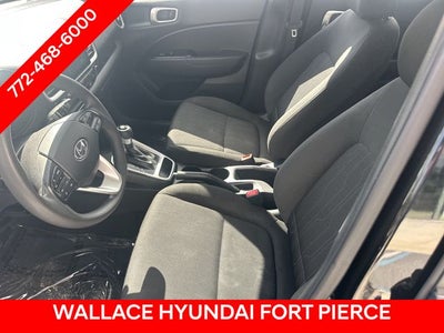 2022 Hyundai Venue SE