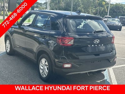 2022 Hyundai Venue SE