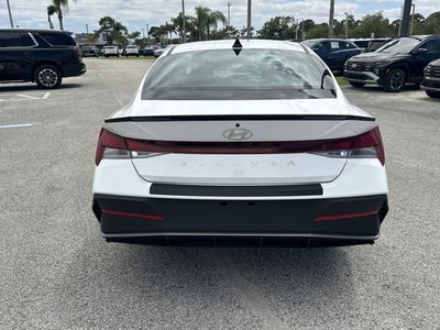 2025 Hyundai Elantra SEL Sport