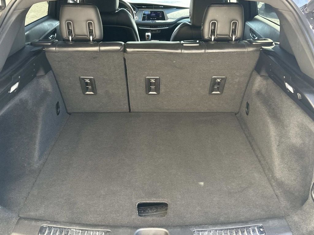 2019 Cadillac XT4 Premium Luxury