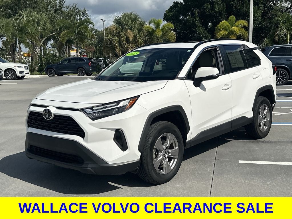 2023 Toyota RAV4 XLE