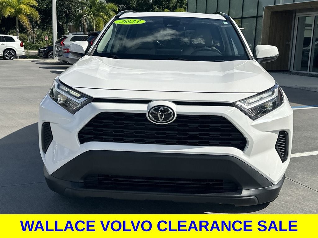 2023 Toyota RAV4 XLE