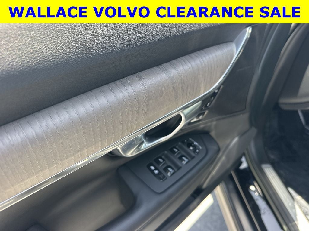 2023 Volvo V90 Cross Country B6