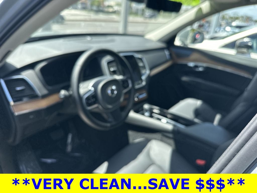 2025 Volvo XC90 B6 Plus 7-Seater