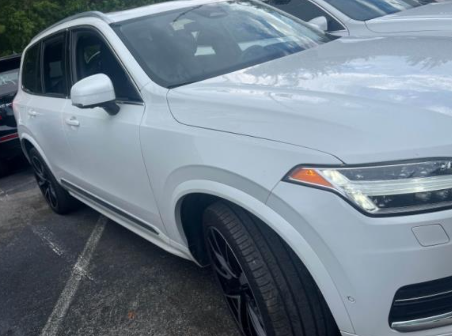 2023 Volvo XC90 B6 Plus 7-Seater