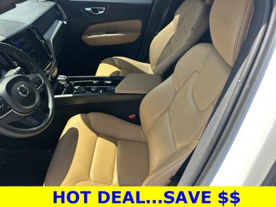 2020 Volvo XC60 T5 Momentum