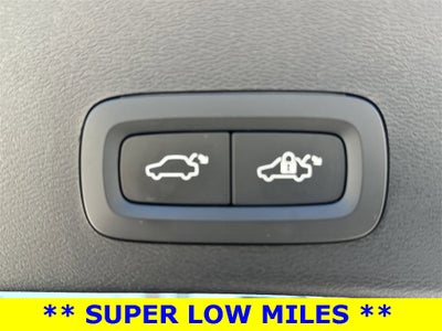 2022 Volvo XC40 Momentum