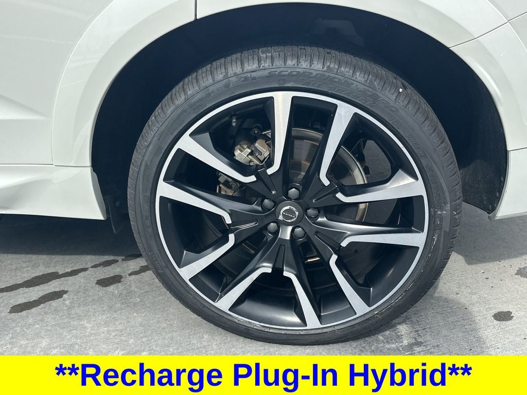 2024 Volvo XC60 Recharge Plug-In Hybrid Ultimate