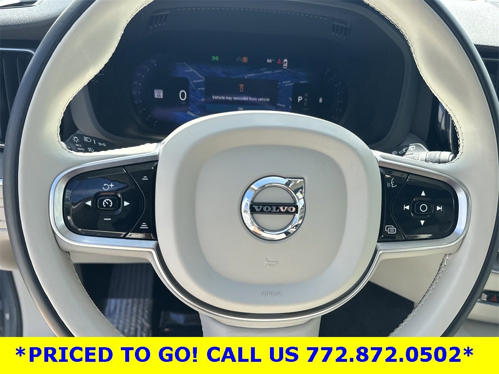 2023 Volvo XC60 B5 Plus Dark Theme