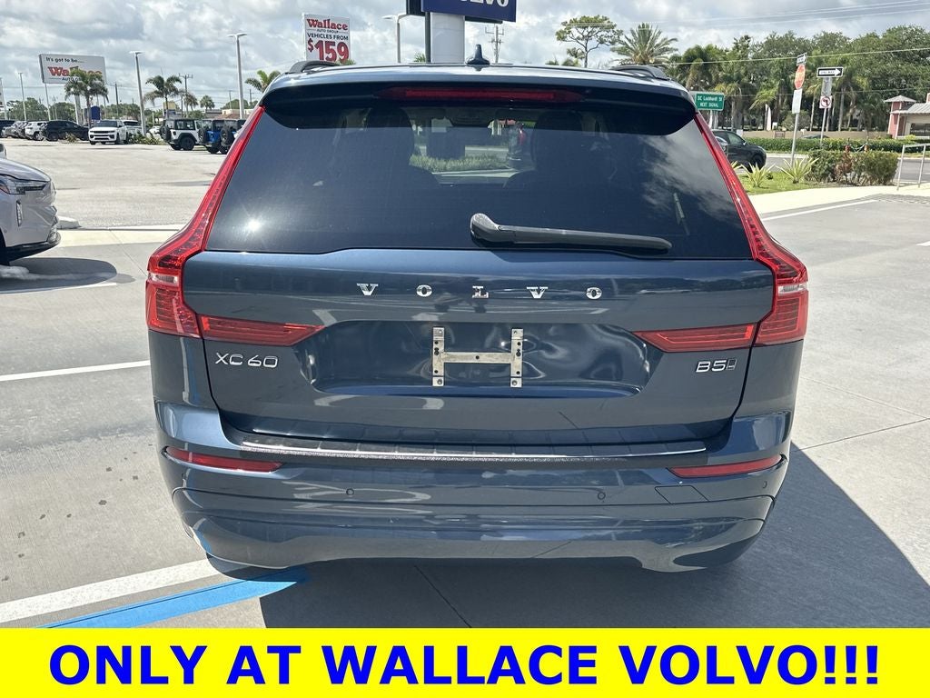 2022 Volvo XC60 B5 Momentum