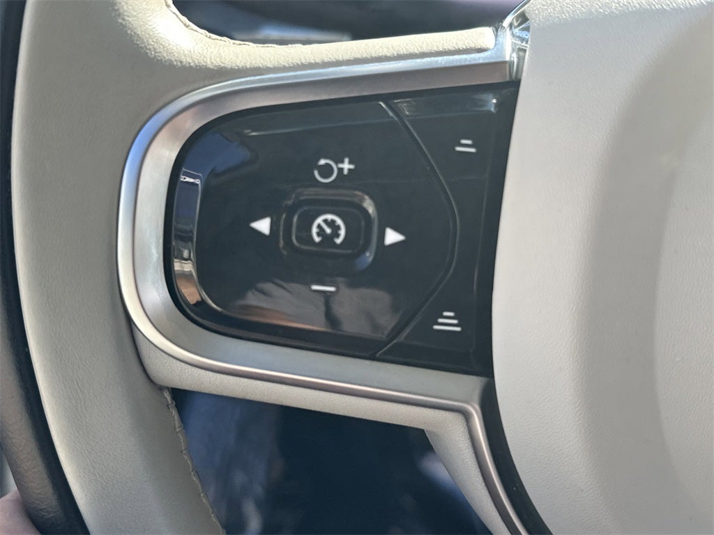 2024 Volvo XC60 B5 Core