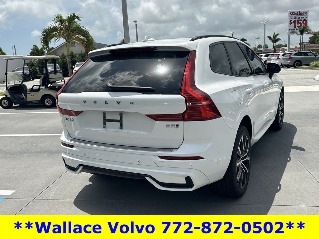 2024 Volvo XC60 B5 Plus Dark Theme