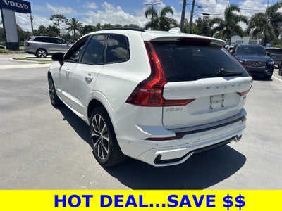 2023 Volvo XC60 B5 Plus Dark Theme