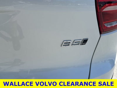 2023 Volvo XC40 B5 Plus Bright Theme