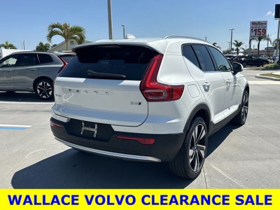 2023 Volvo XC40 B5 Plus Bright Theme