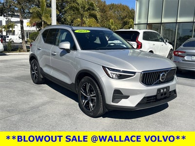 2025 Volvo XC40 B5 Core