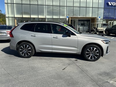 2025 Volvo XC60 B5 Plus