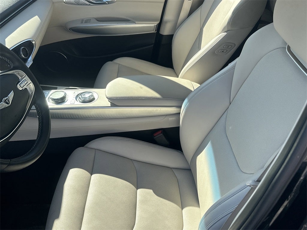 2023 Genesis GV70 2.5T