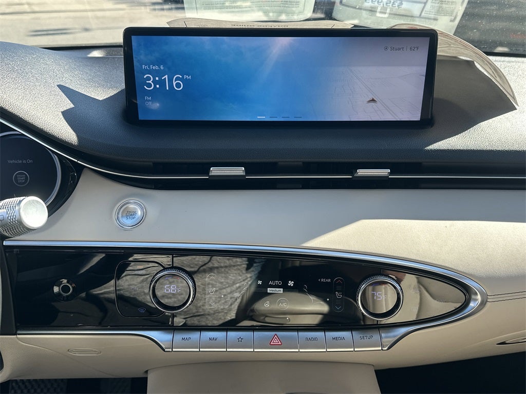 2023 Genesis GV70 2.5T