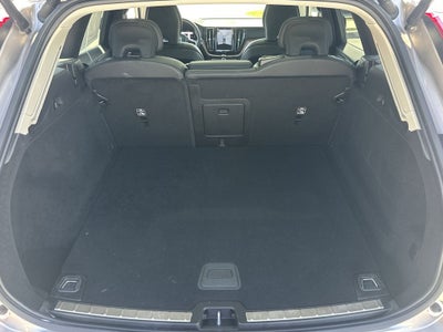 2023 Volvo XC60 B5 Plus Dark Theme