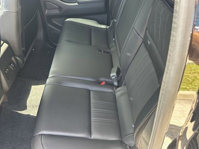 2024 Nissan Frontier SL
