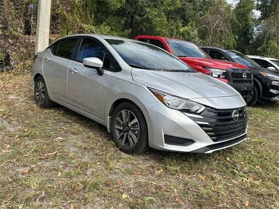 2023 Nissan Versa 1.6 SV