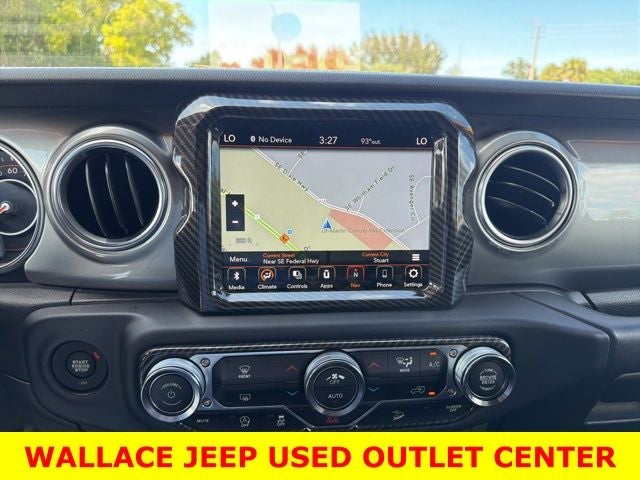 2020 Jeep Wrangler Unlimited Sahara **LIFTED**