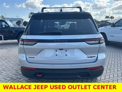 2022 Jeep Grand Cherokee Trailhawk