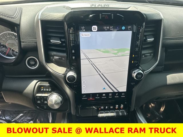 2023 RAM 1500 Laramie w/ Air Suspension