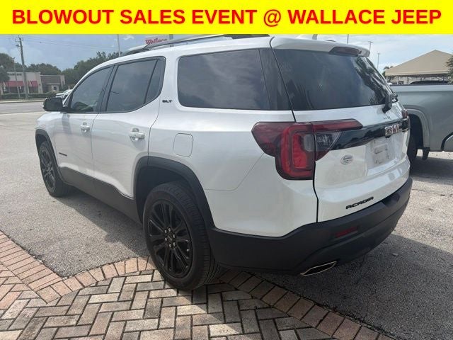 2023 GMC Acadia SLT