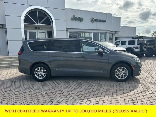 2023 Chrysler Pacifica Touring L