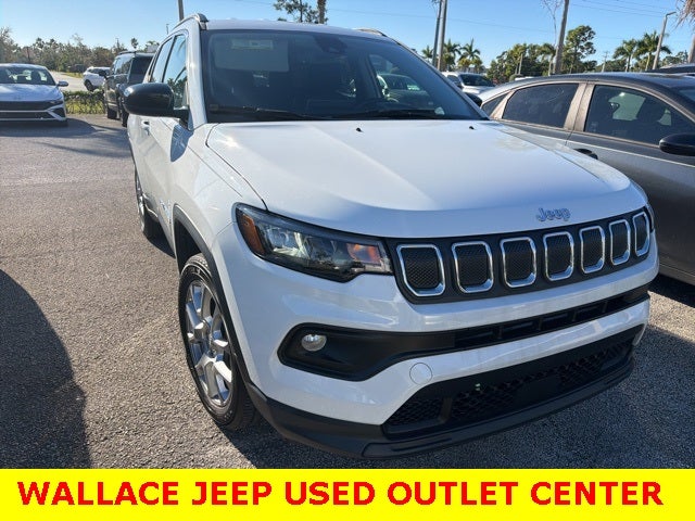 2022 Jeep Compass Latitude Lux