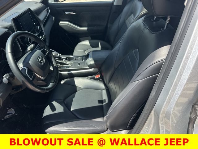 2022 Toyota Highlander Hybrid XLE