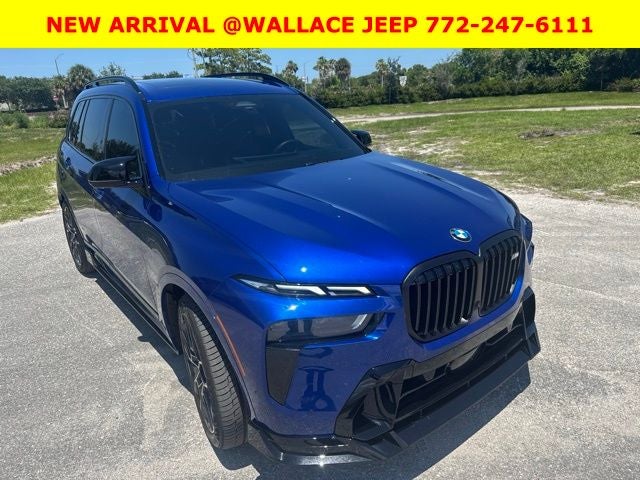 2025 BMW X7 M60i