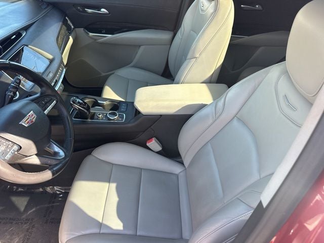 2020 Cadillac XT4 Premium Luxury