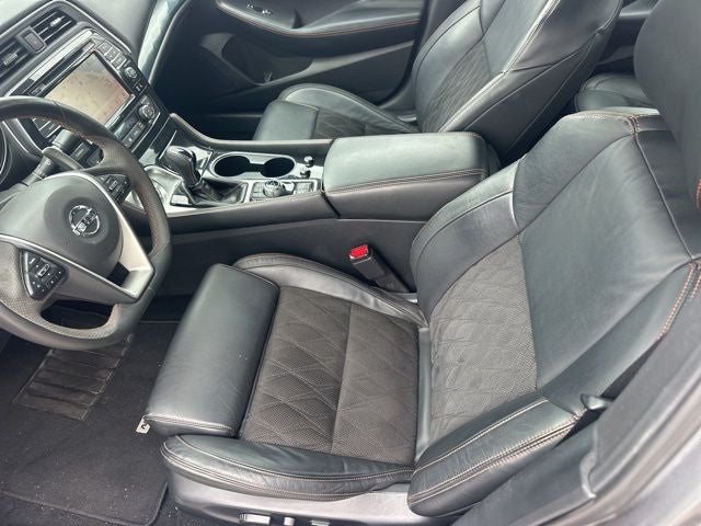 2020 Nissan Maxima SR