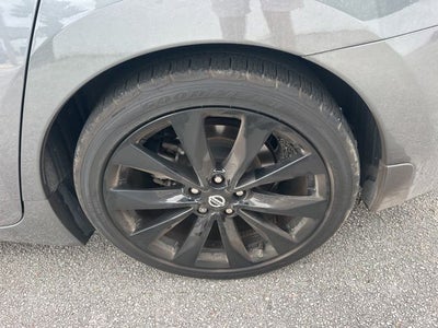 2020 Nissan Maxima SR