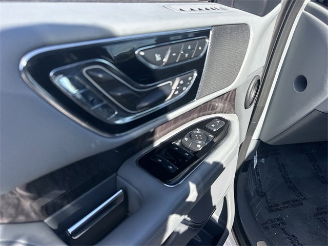 2019 Lincoln Navigator Select