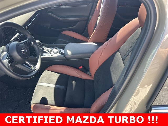 2024 Mazda Mazda3 2.5 Carbon Turbo