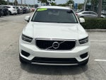2020 Volvo XC40 Momentum
