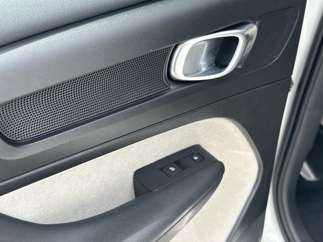 2020 Volvo XC40 Momentum